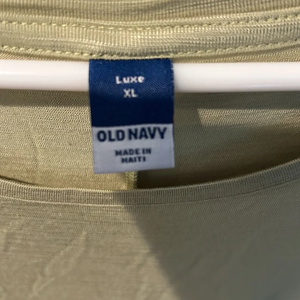 Old navy luxe tank - Picture 2 of 3